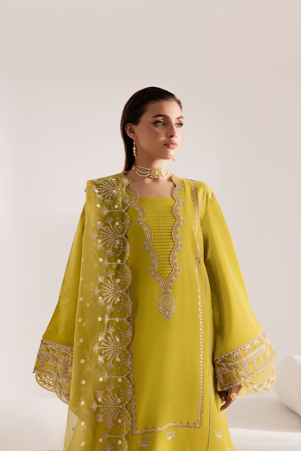 Vanya - Celine’ CN-08 (3pc)