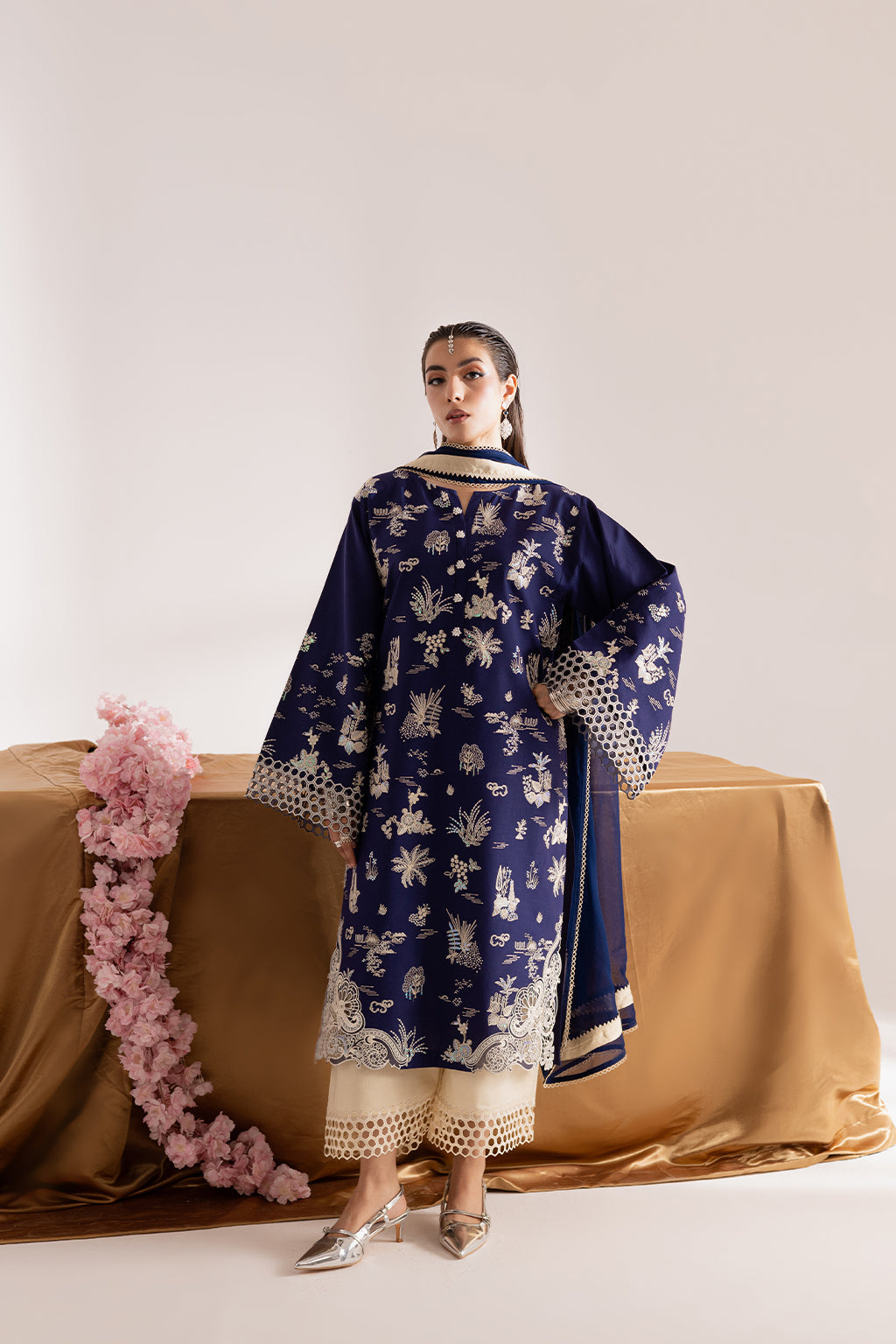 Vanya - Celine’ CN-13 (3pc)