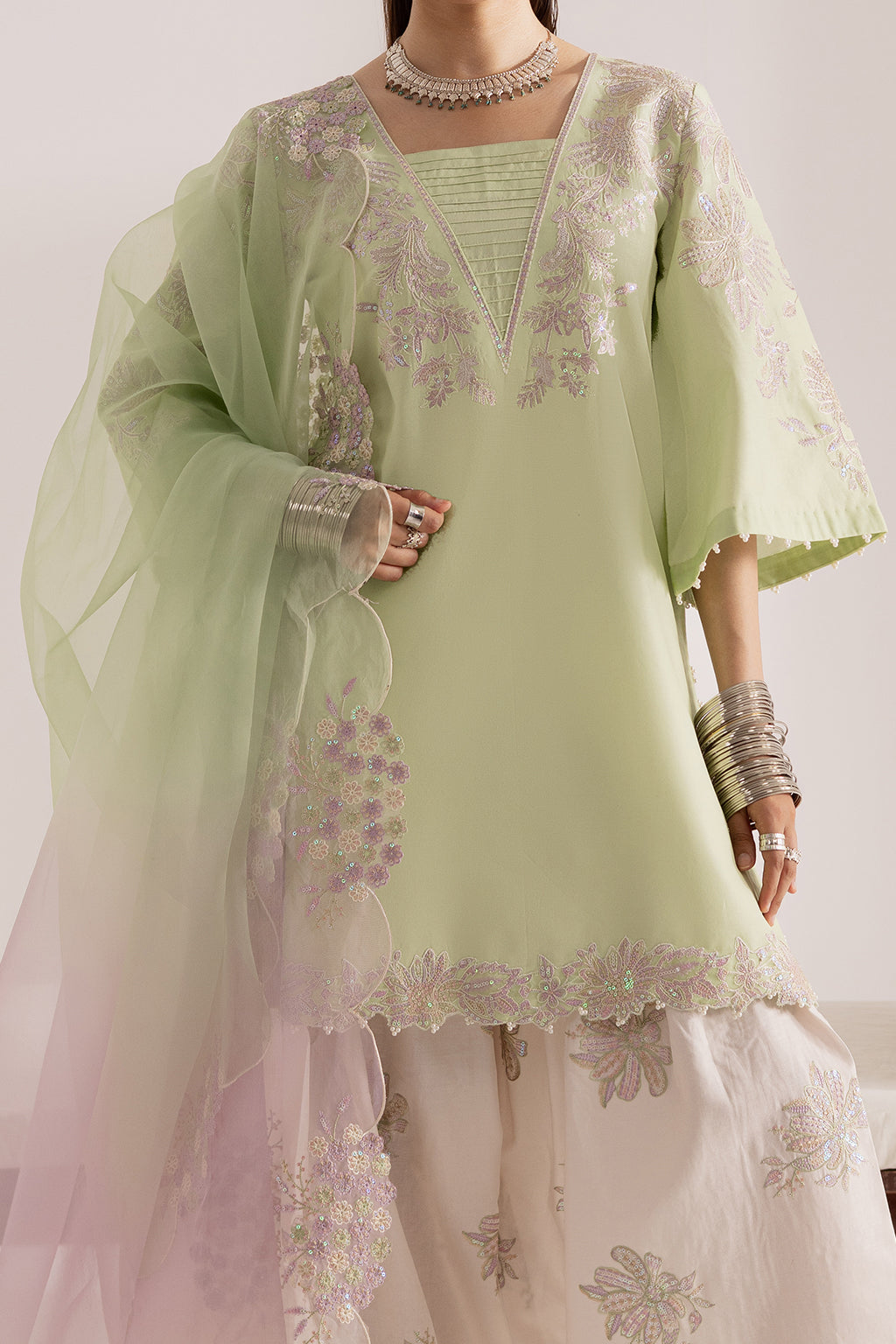 Vanya - Celine’ CN-07 (3pc)