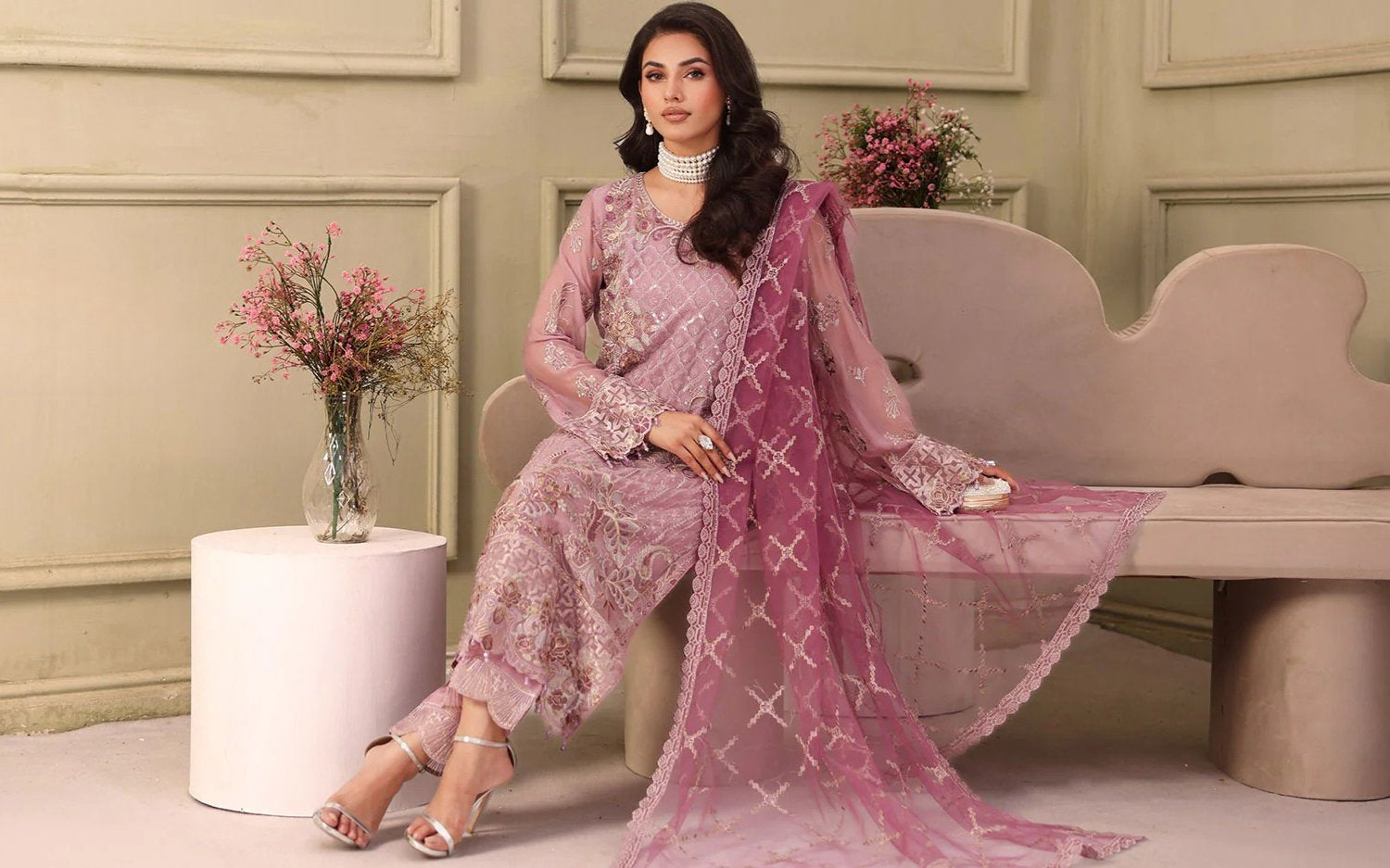 Embroidered vs Printed Pakistani Suits: Which Suits Your Style?