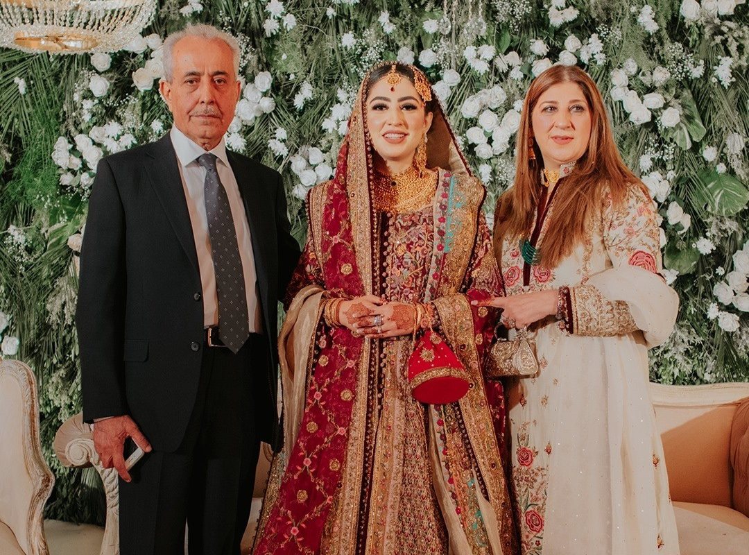Mother of the Bride Pakistani Outfits: Refined Choices for UK Weddings