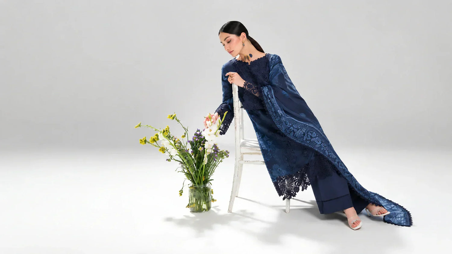 What Size Am I in Pakistani Clothing? A Simple Answer