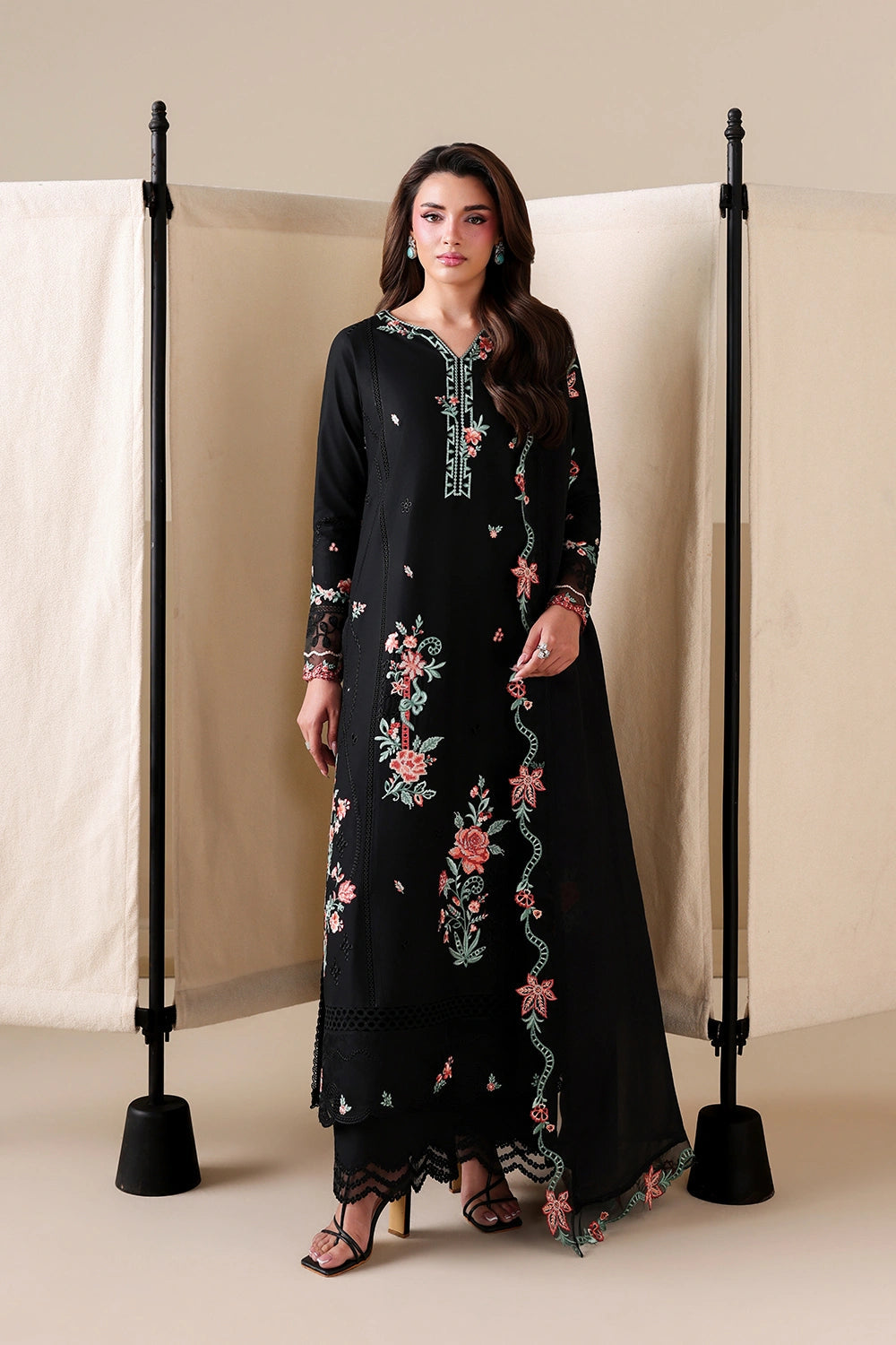 Azure Luxury Lawn’ 26 - Deep Black (3pc)
