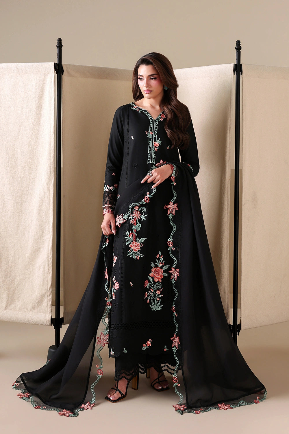 Azure Luxury Lawn’ 26 - Deep Black (3pc)