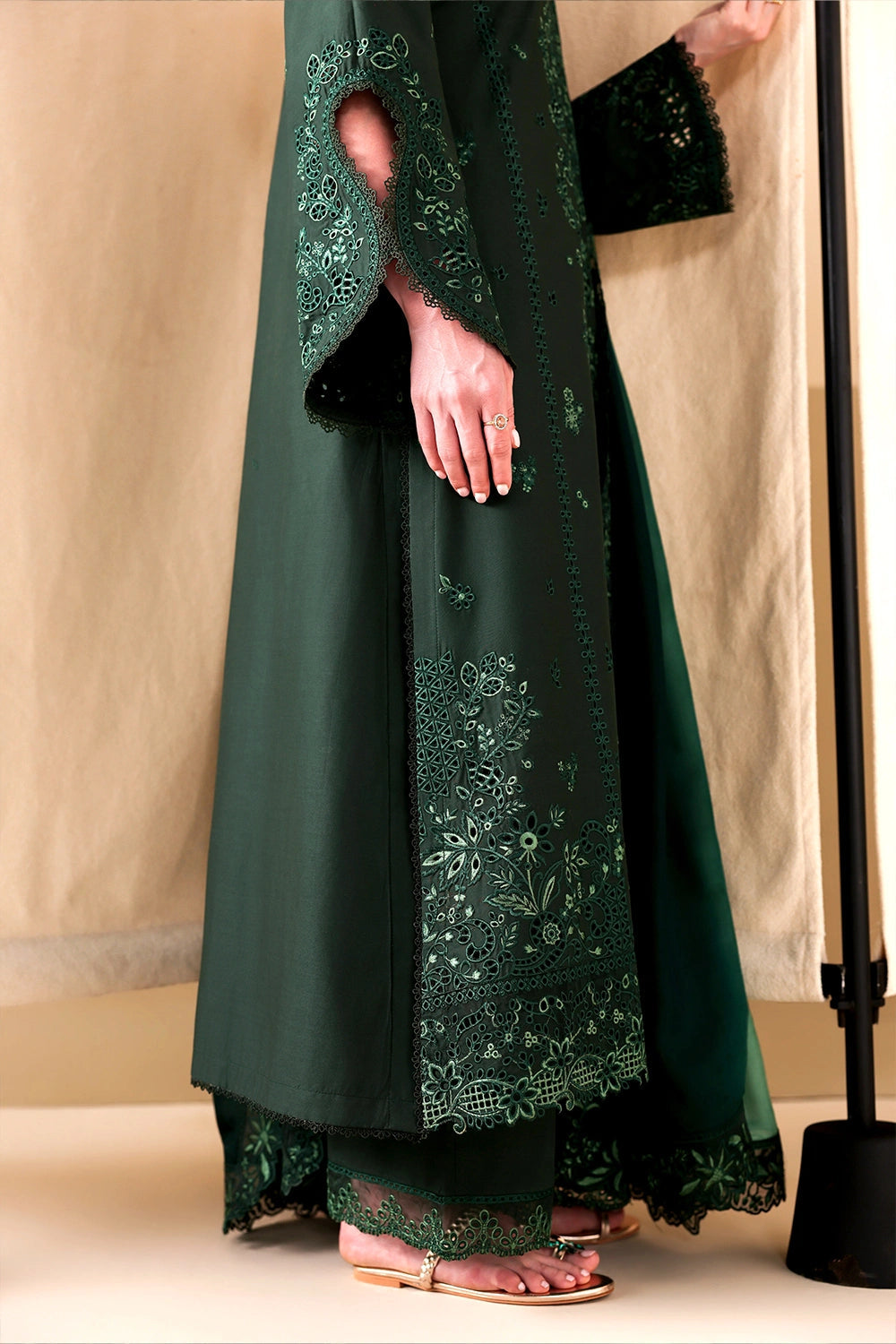 Azure Luxury Lawn’ 26 - Shades Of Emerald (3pc)