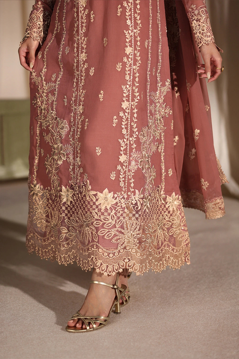 Azure Eid Luxe’ 26 - Lilywood (3pc)