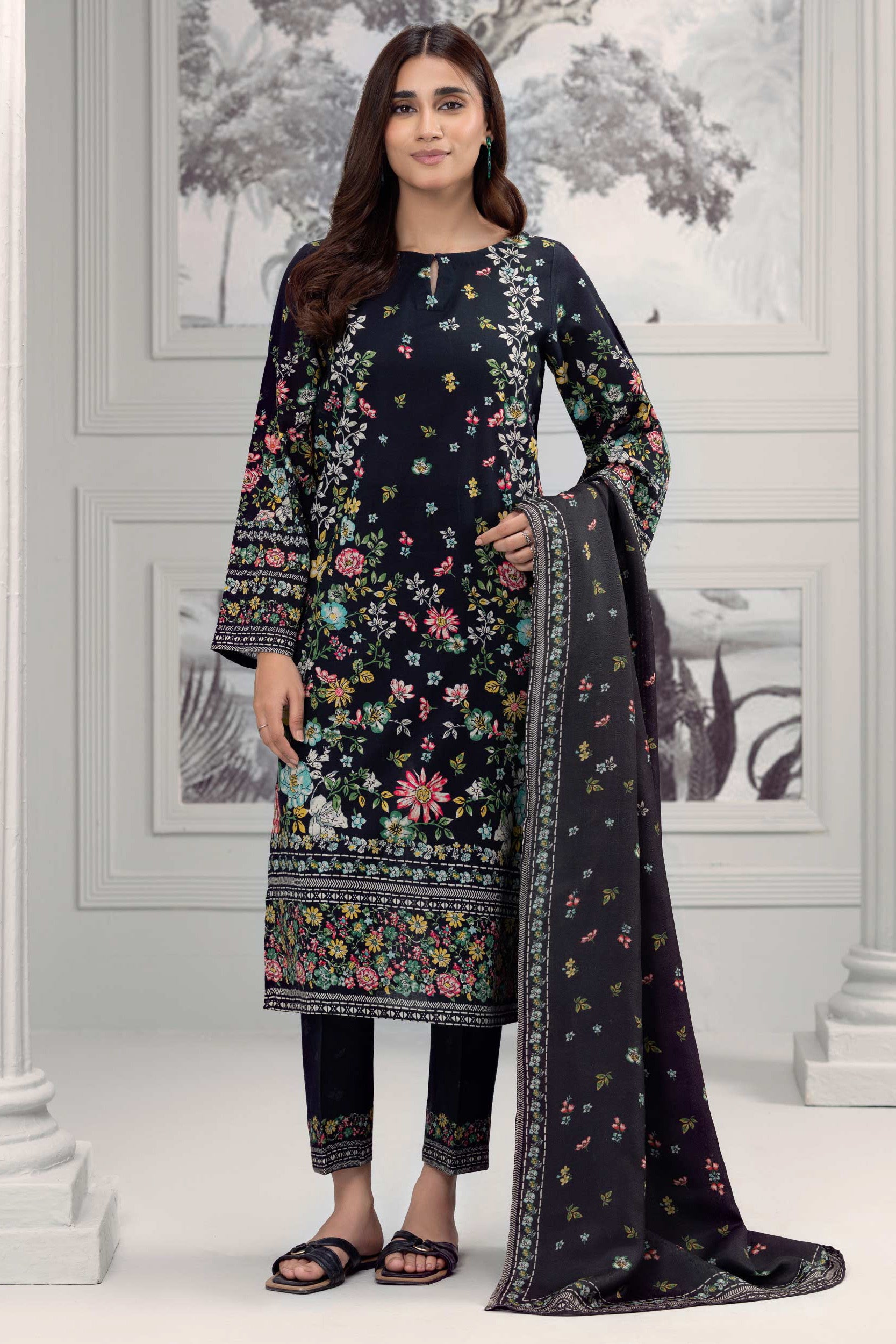 Limelight - Printed Khaddar Suit (3pc)