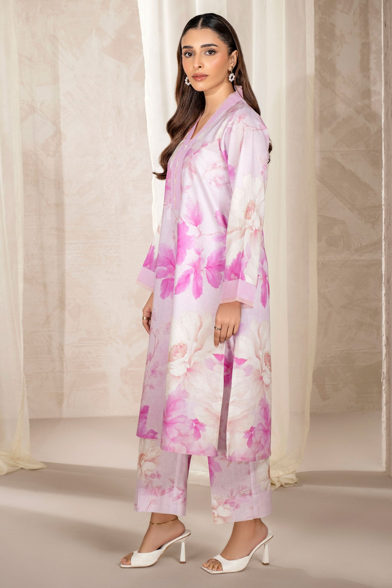 Limelight - Khaddar Printed Suit (2pc)