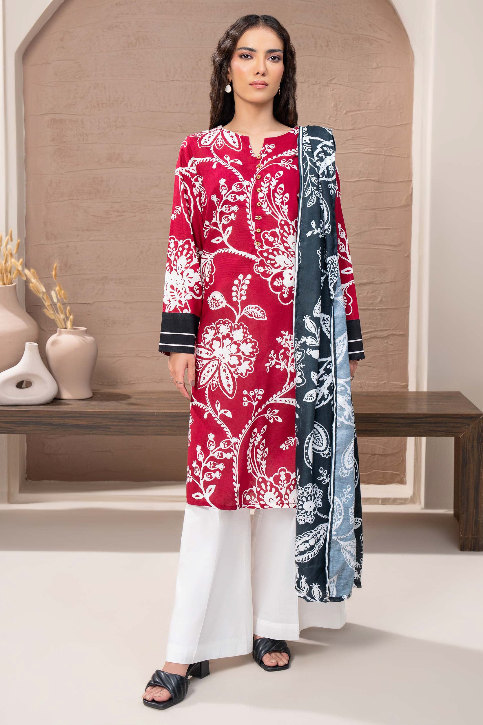 Limelight - Khaddar Printed Suit (2pc)