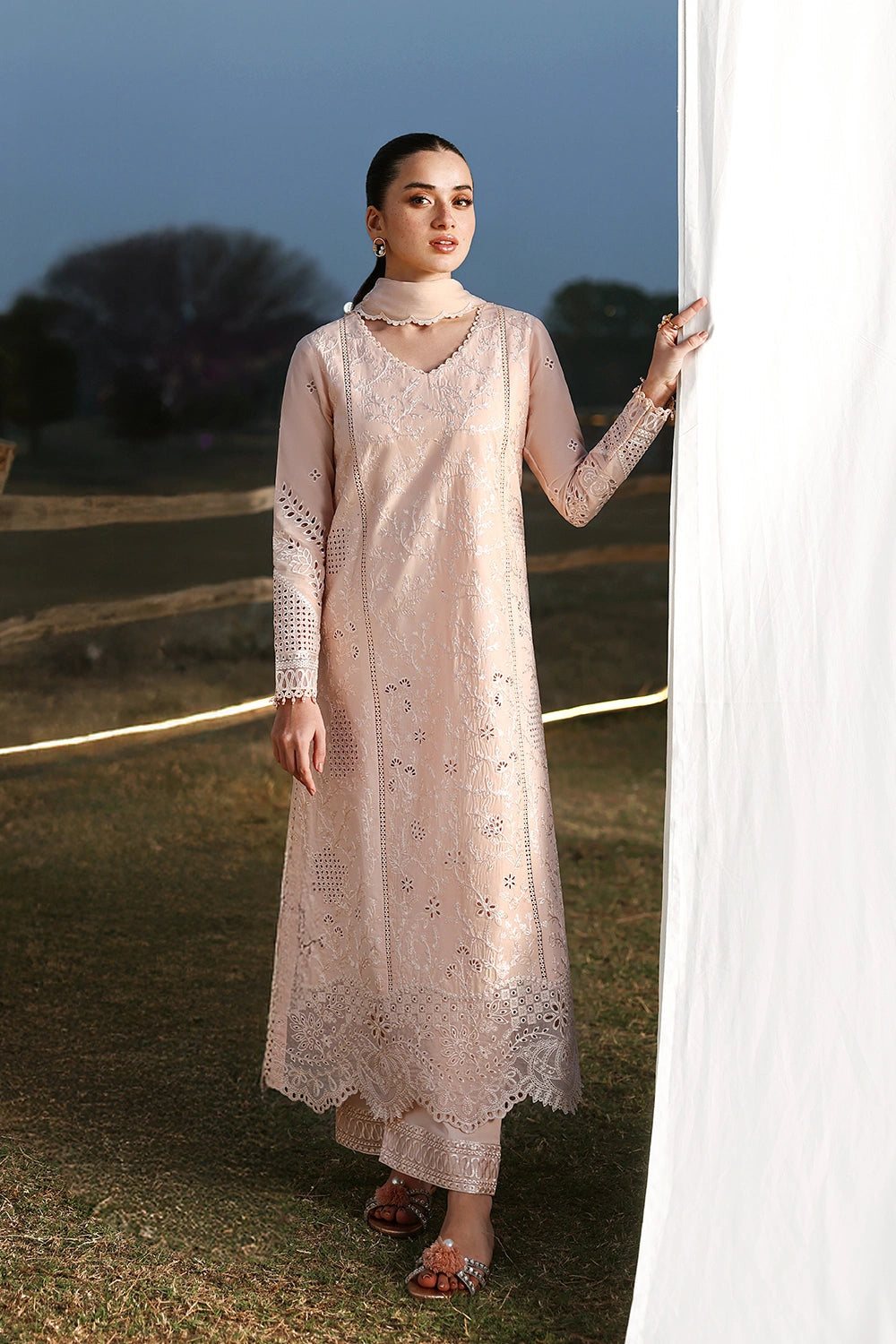 Azure Eid Luxury Lawn’ 26 - Petaline (3pc)