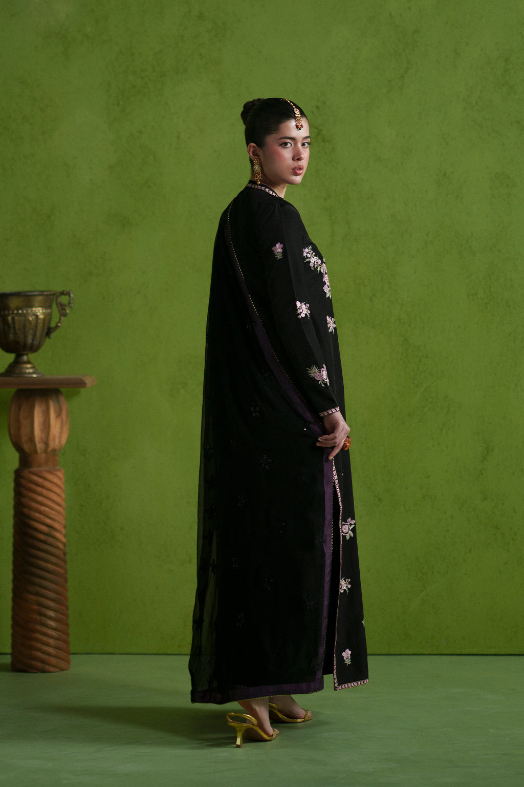 Vanya - Regal Edit’ 26 - FF-76 (3pc)