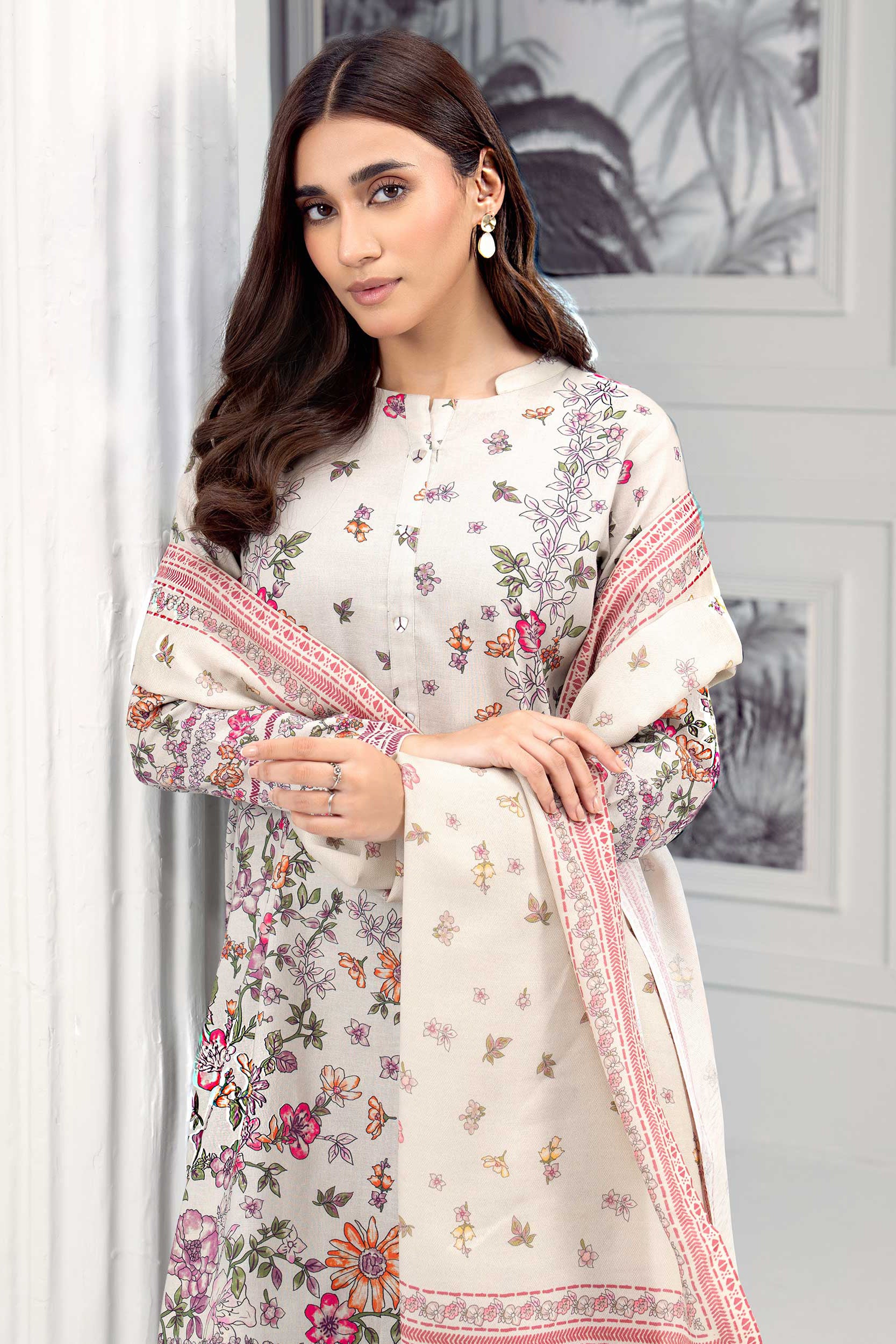 Limelight - Printed Khaddar Suit (3pc)