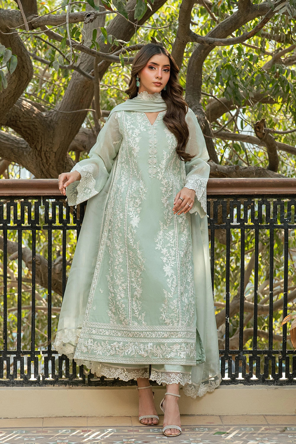 Azure Festive Vogue’26 - Pearl Drop (3pc)