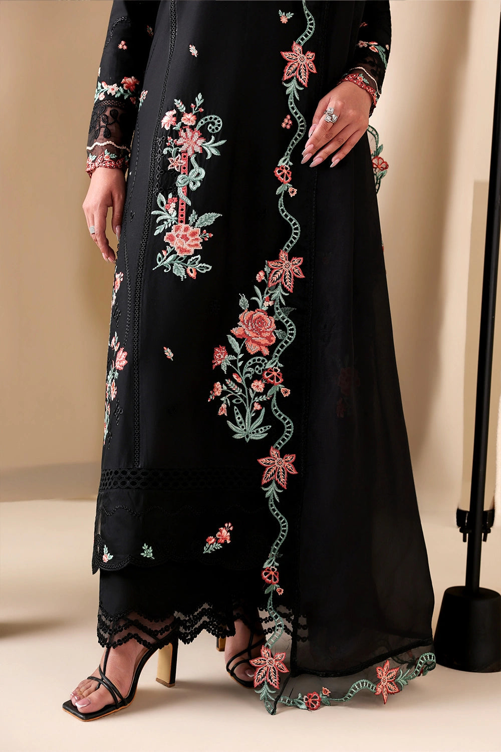 Azure Luxury Lawn’ 26 - Deep Black (3pc)