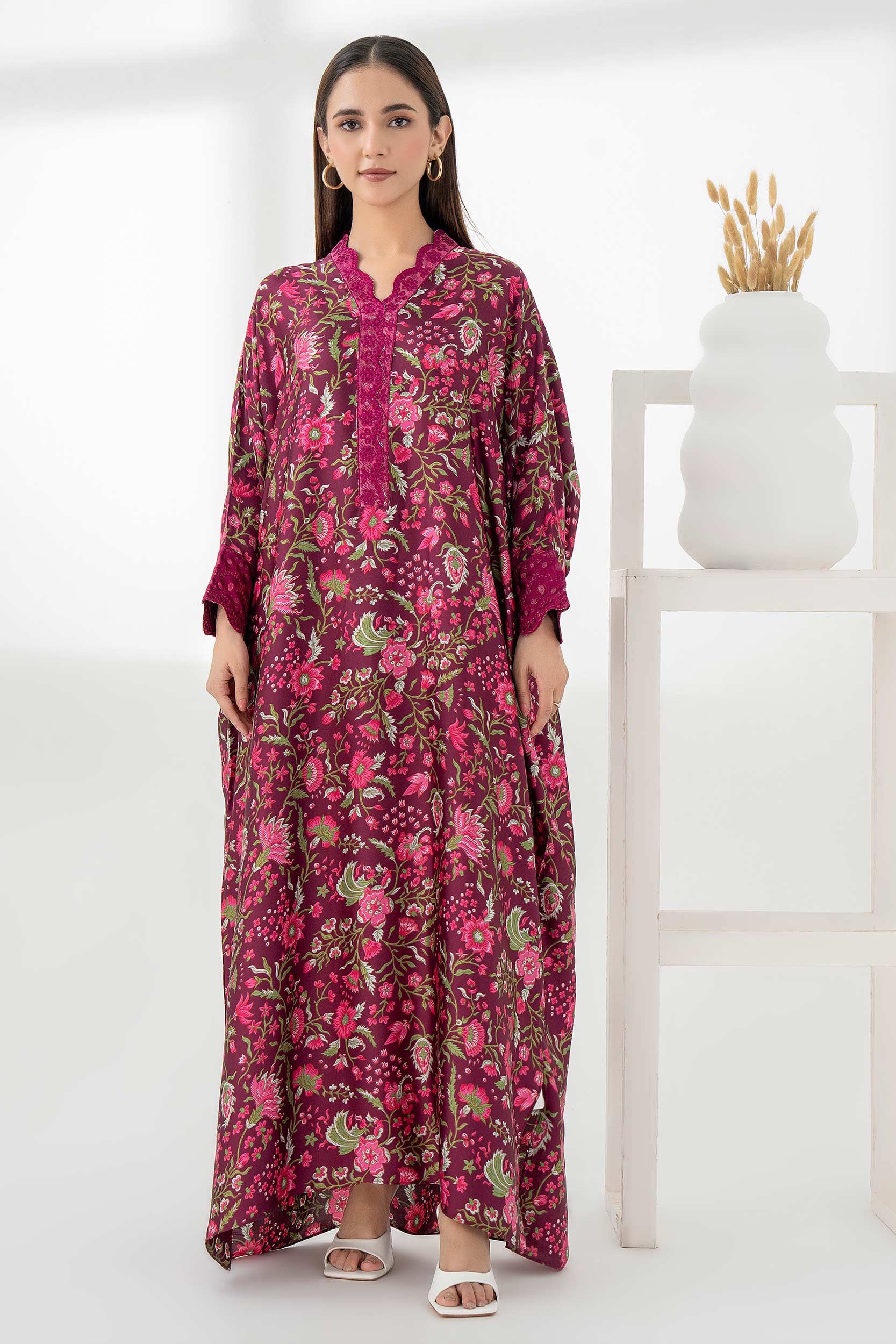 Limelight - Silk Kaftan Embroidered