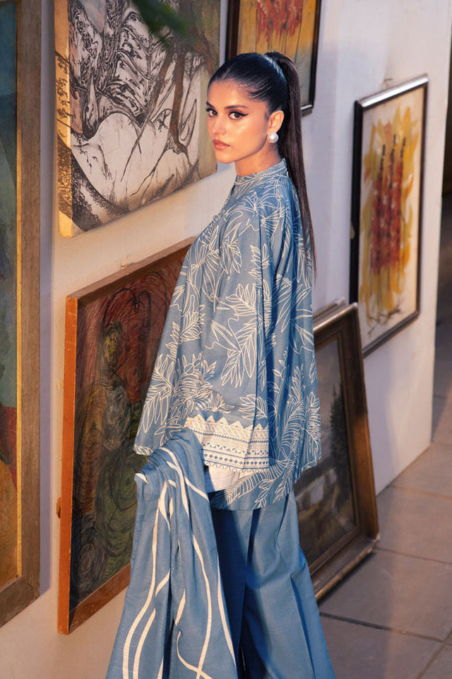 Sapphire Winter’23 - Embroidered Light Khaddar Suit (3pc)