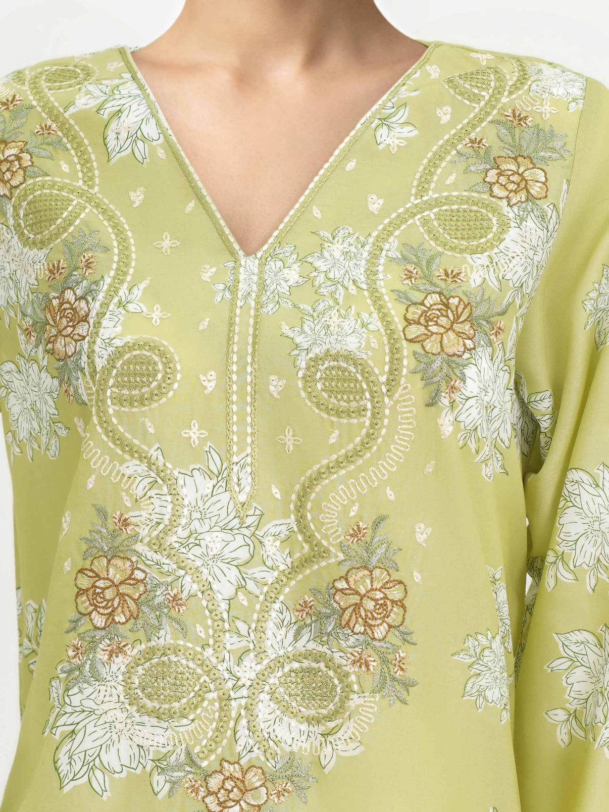 Limelight Printed Lawn Embroidered Suit’26 (3pc)