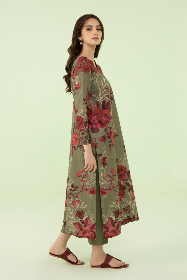 Sapphire Winter’23 - Embroidered Khaddar Suit (2pc)
