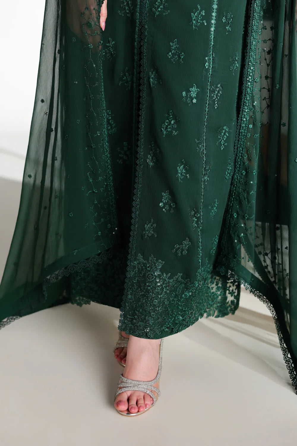 Azure Festive Ensembles’26 - Leena (3pc)